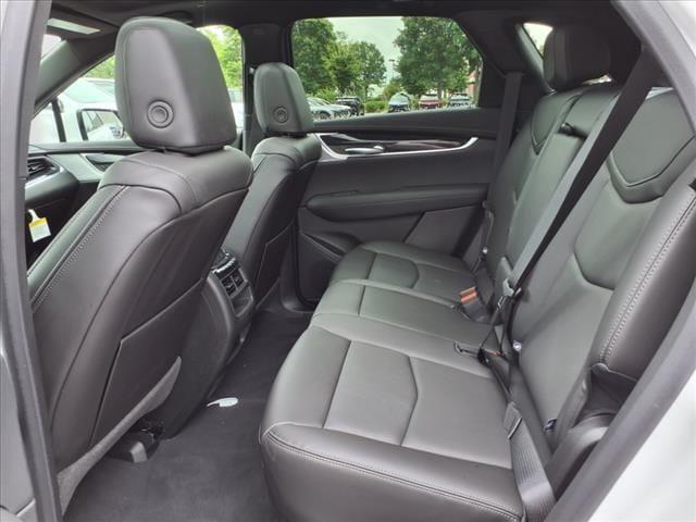 new 2025 Cadillac XT5 car, priced at $59,090