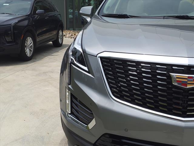 new 2024 Cadillac XT5 car, priced at $55,065