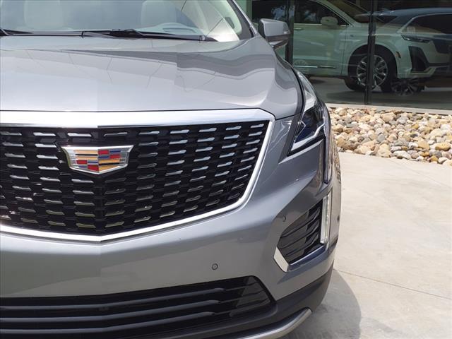 new 2024 Cadillac XT5 car, priced at $55,065