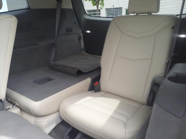 used 2021 Cadillac XT6 car, priced at $31,990