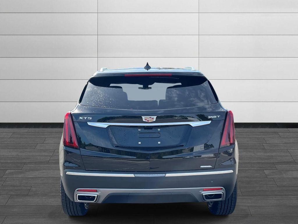 new 2025 Cadillac XT5 car, priced at $56,290