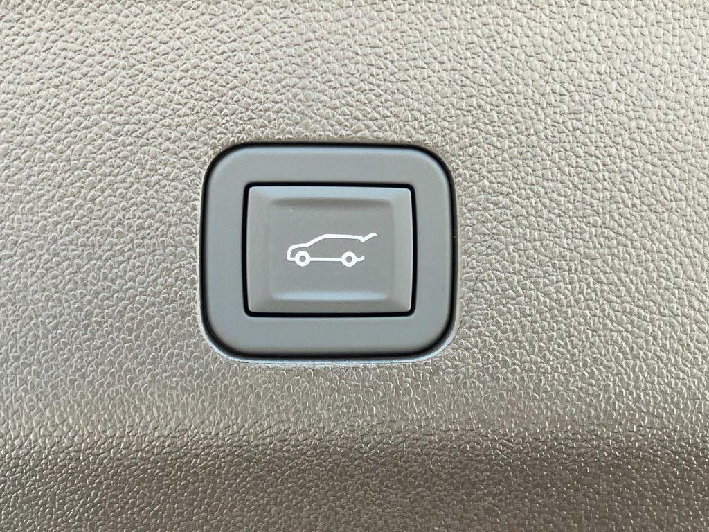 new 2025 Cadillac Escalade car, priced at $117,910