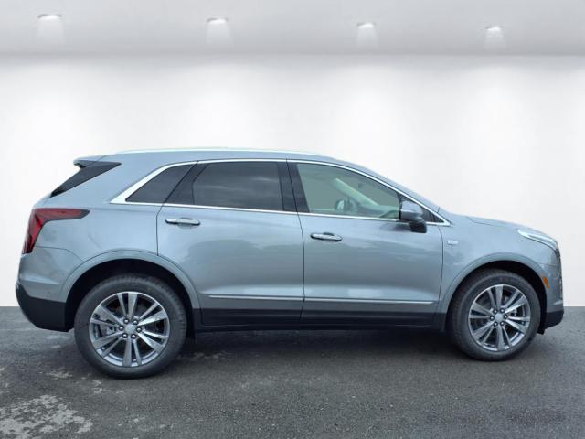 new 2025 Cadillac XT5 car, priced at $56,665