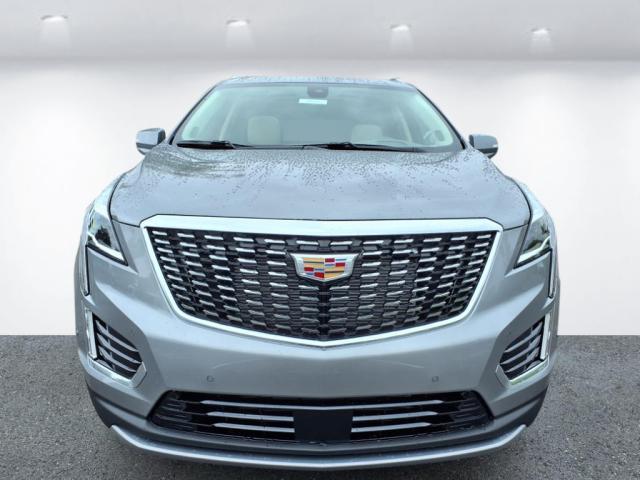 new 2025 Cadillac XT5 car, priced at $56,665