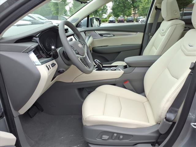 new 2025 Cadillac XT5 car, priced at $56,665