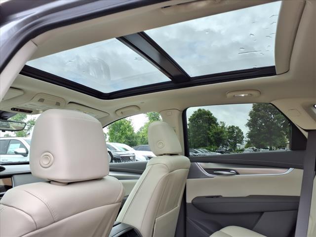 new 2025 Cadillac XT5 car, priced at $56,665