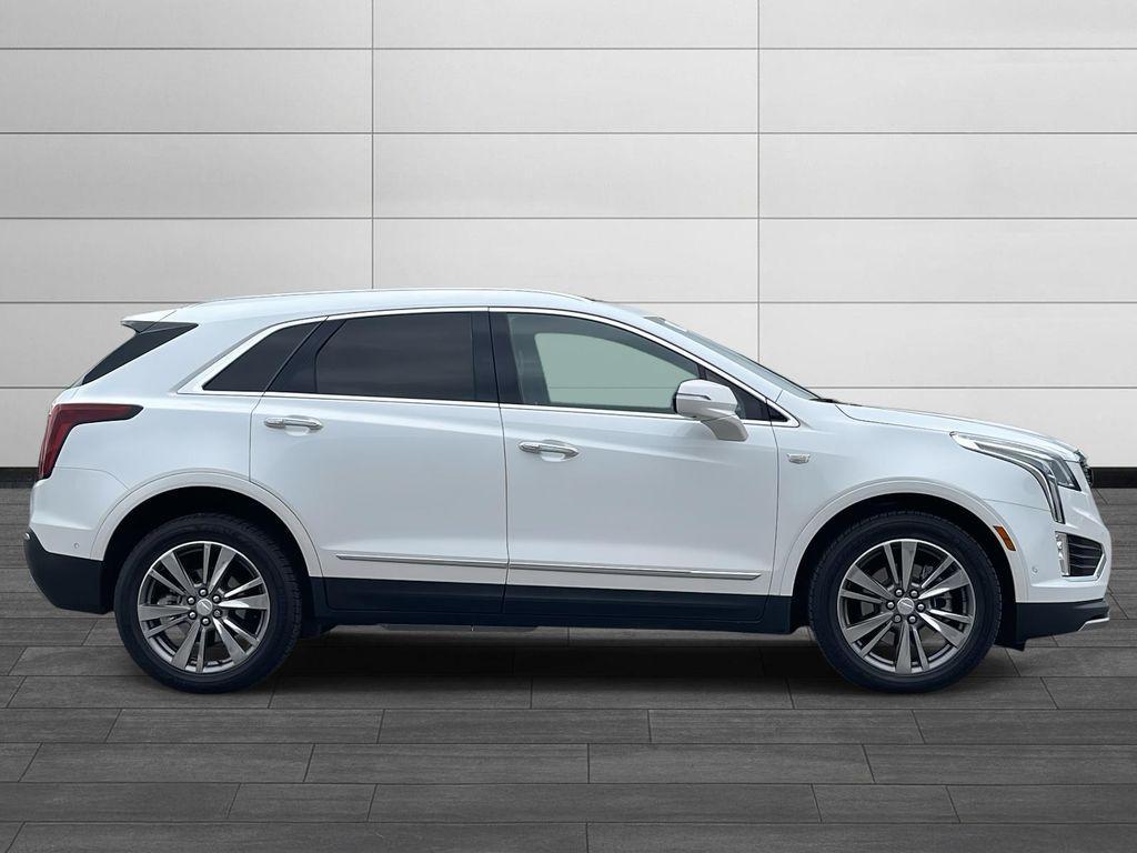used 2021 Cadillac XT5 car, priced at $34,992