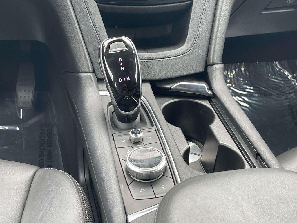 used 2021 Cadillac XT5 car, priced at $34,992