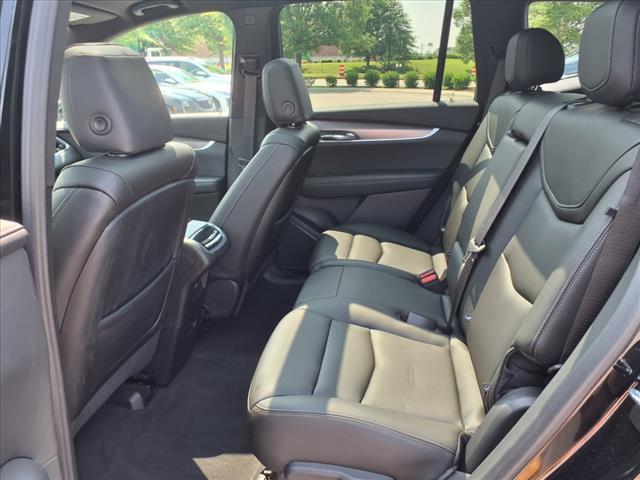 used 2023 Cadillac XT6 car, priced at $39,990