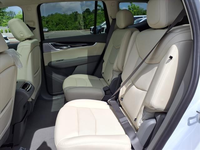 new 2025 Cadillac XT6 car, priced at $62,565