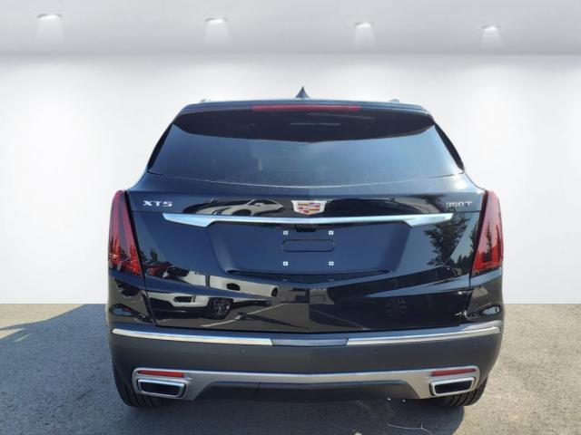 new 2025 Cadillac XT5 car, priced at $54,890