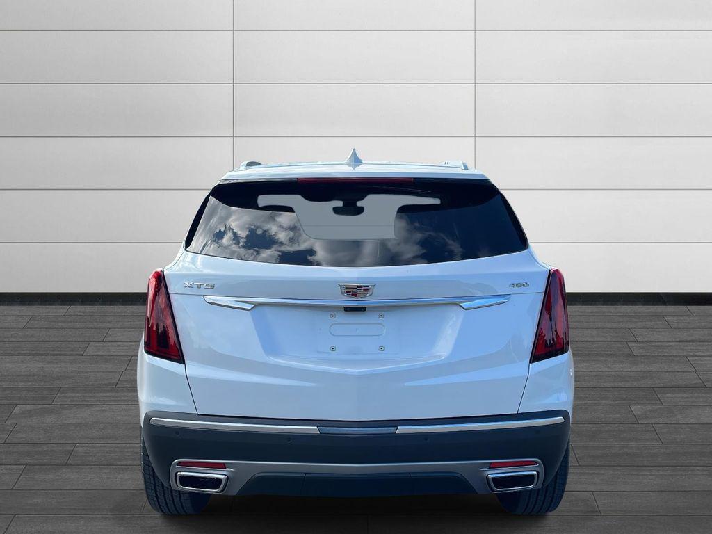 new 2025 Cadillac XT5 car, priced at $57,890