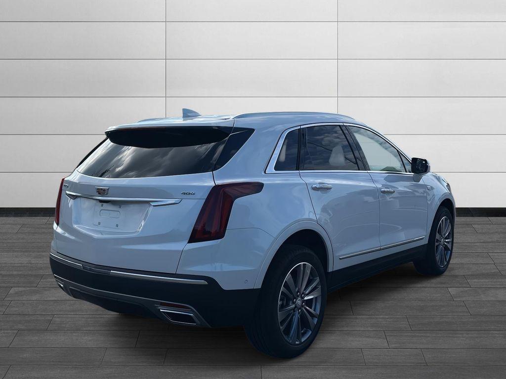 new 2025 Cadillac XT5 car, priced at $57,890