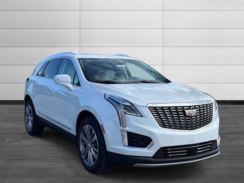 new 2025 Cadillac XT5 car, priced at $57,890
