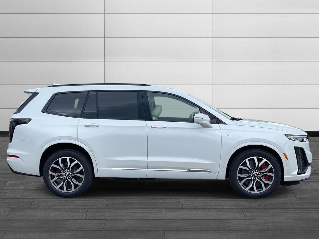 new 2025 Cadillac XT6 car, priced at $71,065