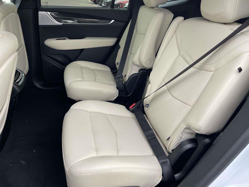 new 2025 Cadillac XT6 car, priced at $71,065