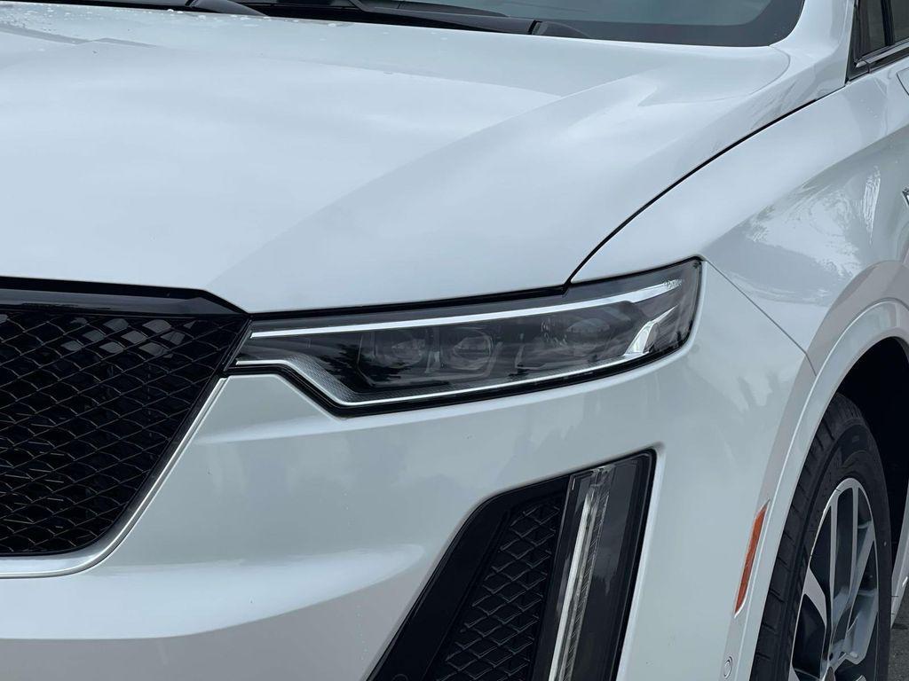 new 2025 Cadillac XT6 car, priced at $71,065