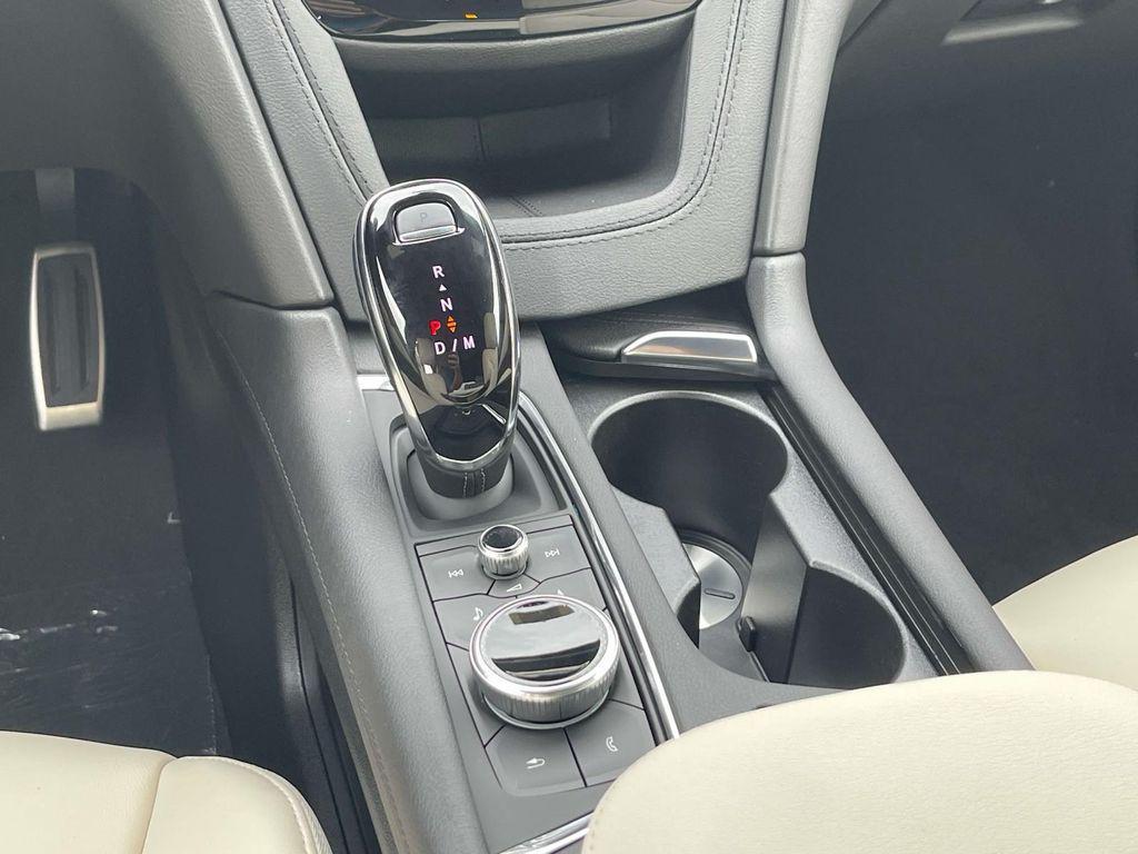new 2025 Cadillac XT6 car, priced at $71,065