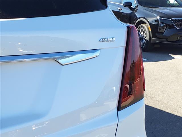 new 2025 Cadillac XT5 car, priced at $58,265