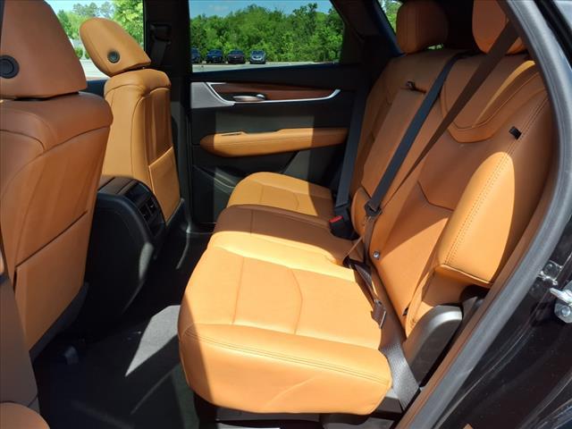 new 2025 Cadillac XT5 car, priced at $56,290