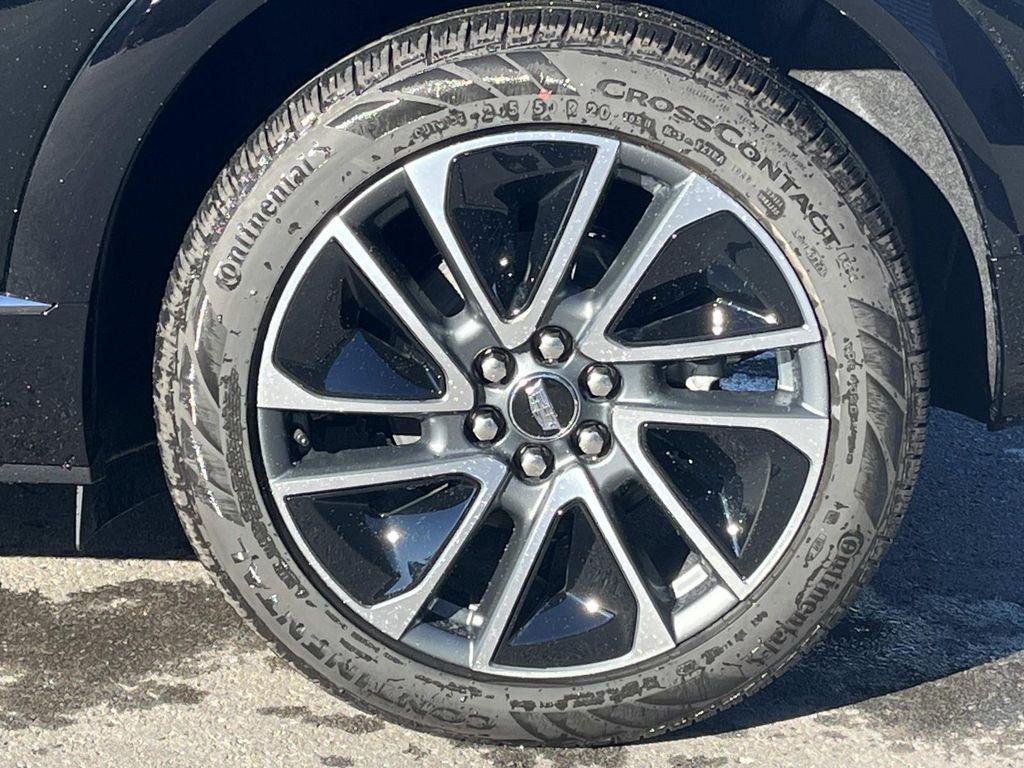 new 2025 Cadillac OPTIQ car, priced at $54,990