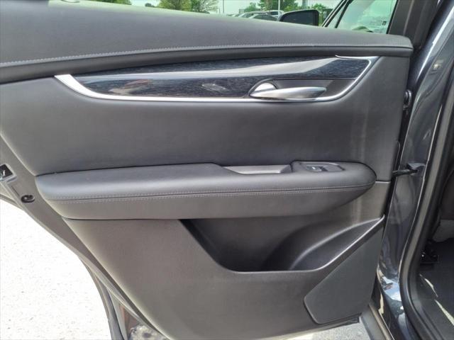 used 2022 Cadillac XT5 car, priced at $36,490