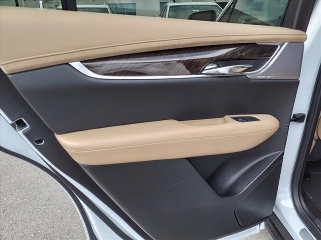 new 2025 Cadillac XT6 car, priced at $73,565