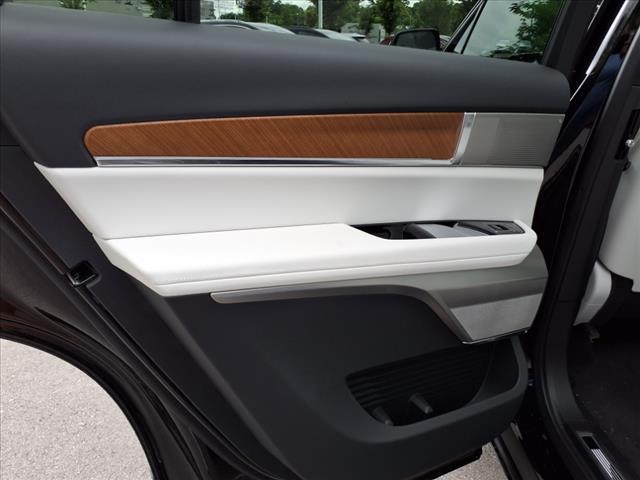 new 2026 Cadillac VISTIQ car, priced at $81,015