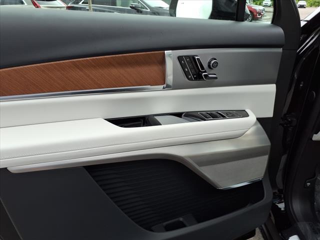 new 2026 Cadillac VISTIQ car, priced at $81,015
