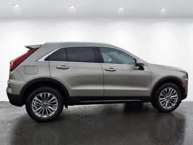 new 2025 Cadillac XT4 car, priced at $45,380