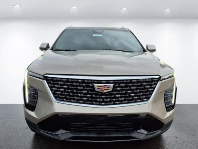 new 2025 Cadillac XT4 car, priced at $45,380