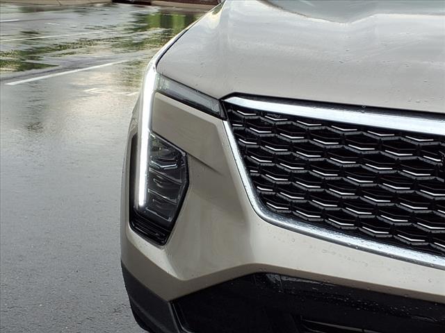 new 2025 Cadillac XT4 car, priced at $45,380