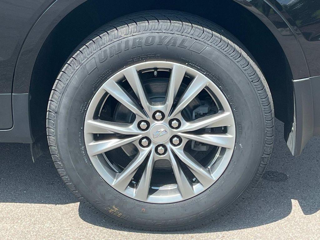 used 2022 Cadillac XT5 car, priced at $34,992