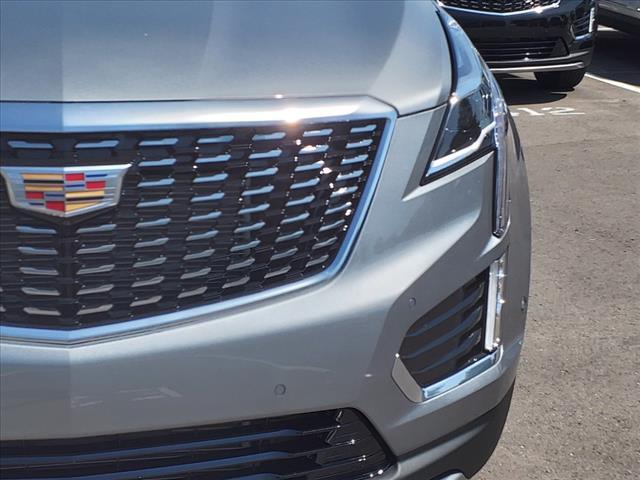 new 2025 Cadillac XT5 car, priced at $56,465