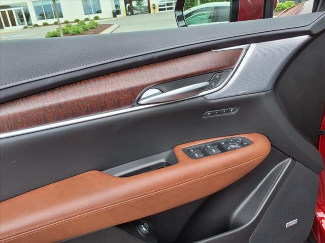 new 2025 Cadillac XT5 car, priced at $59,135
