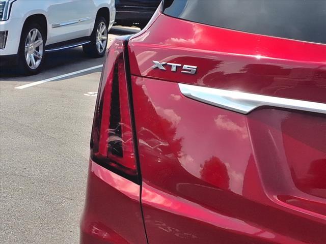 used 2025 Cadillac XT5 car, priced at $48,990