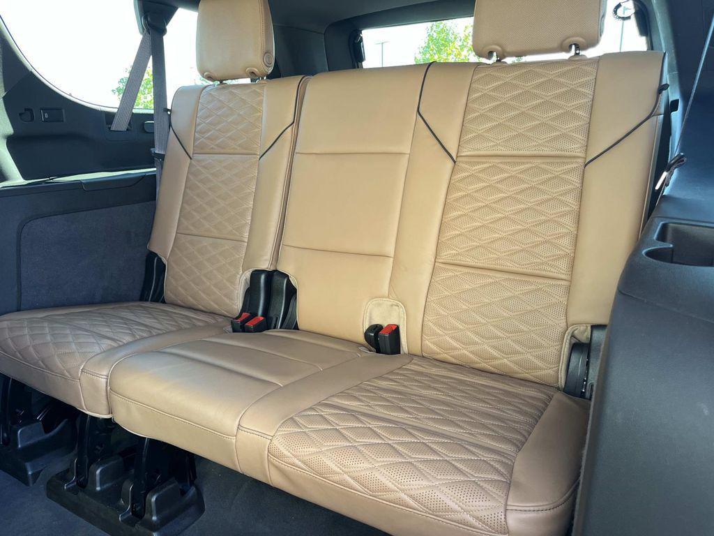 used 2023 Cadillac Escalade ESV car, priced at $75,990