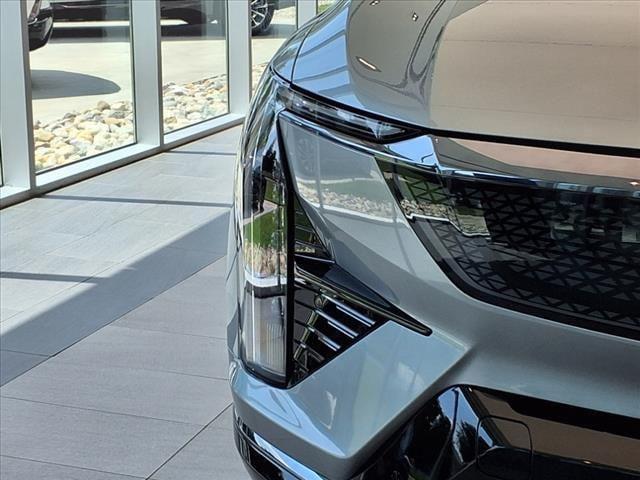 new 2025 Cadillac OPTIQ car, priced at $56,215