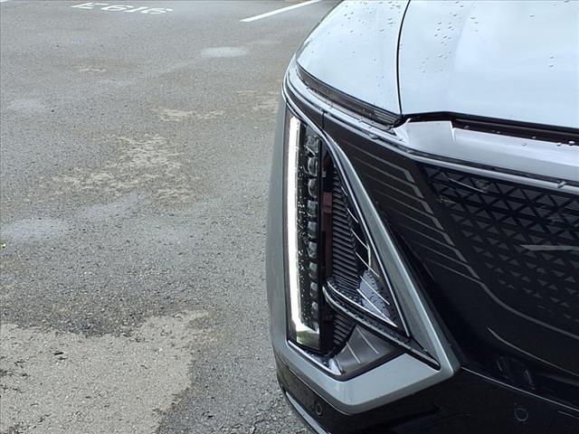 new 2025 Cadillac LYRIQ car, priced at $69,090
