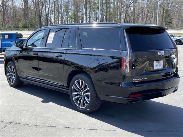 used 2022 Cadillac Escalade ESV car, priced at $58,741