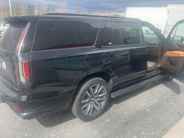 used 2022 Cadillac Escalade ESV car, priced at $65,344