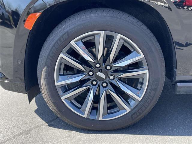 used 2022 Cadillac Escalade ESV car, priced at $58,741