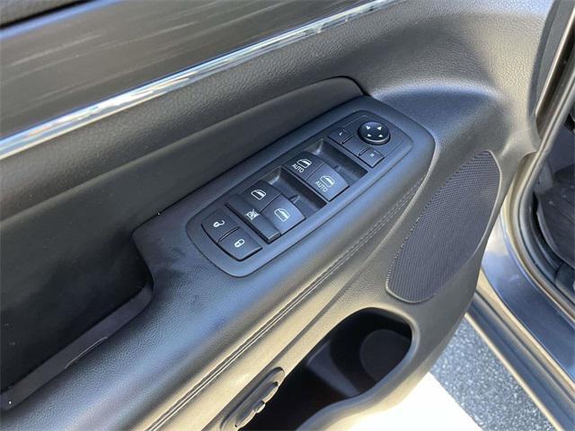 used 2020 Jeep Grand Cherokee car, priced at $22,461