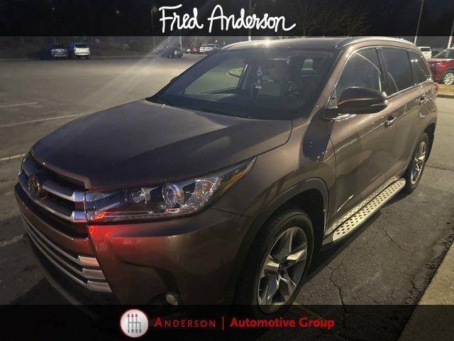 used 2019 Toyota Highlander car, priced at $33,630