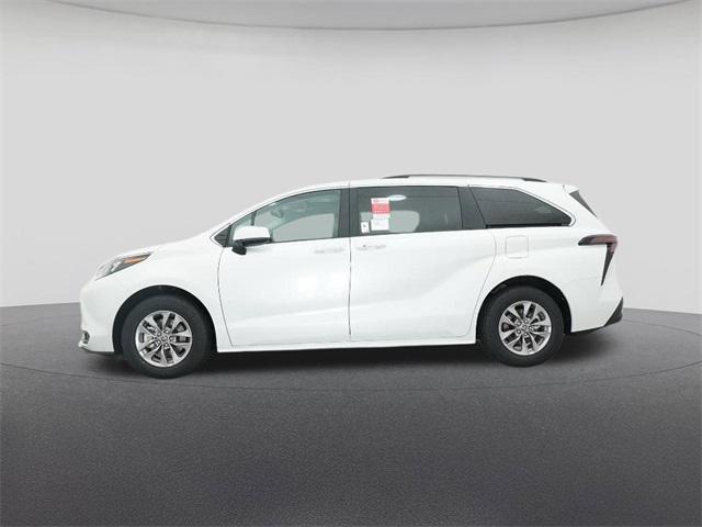 new 2026 Toyota Sienna car, priced at $48,450