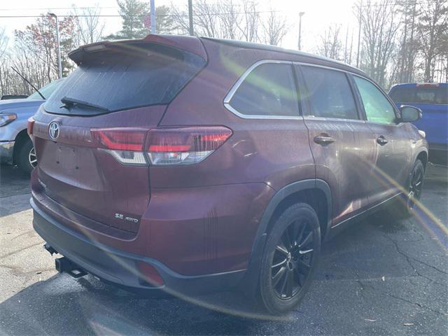 used 2019 Toyota Highlander car, priced at $27,096