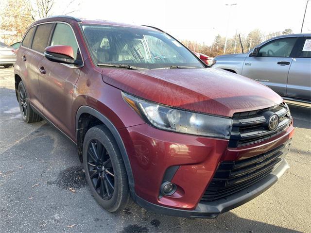 used 2019 Toyota Highlander car, priced at $27,096
