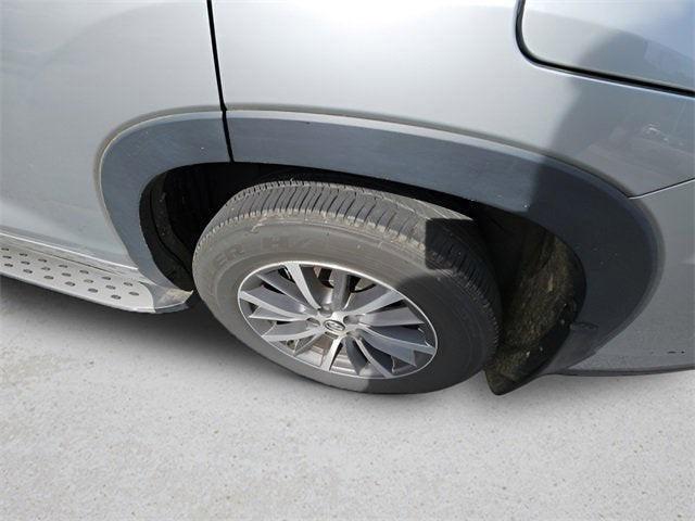 used 2018 Toyota Highlander car, priced at $21,381