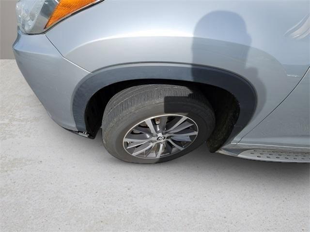 used 2018 Toyota Highlander car, priced at $21,381