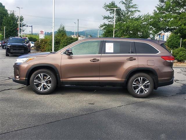 used 2019 Toyota Highlander car, priced at $20,744